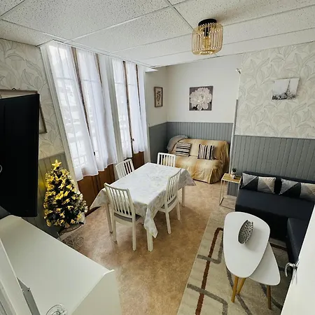 Appartement Situe Au Coeur Du Village Du Mont-Dore Exterior photo